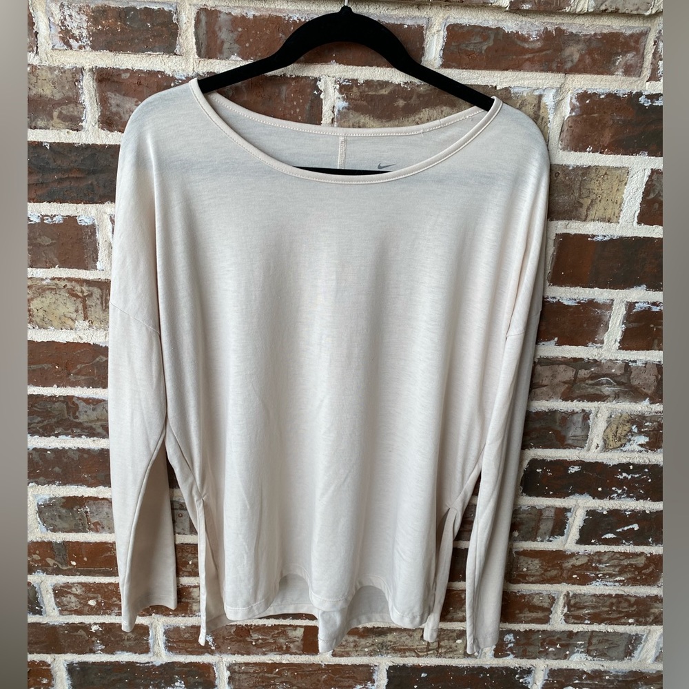 Nike Dri-Fit Cream Long Sleeve Crew Neck Running Workout Top Size Large